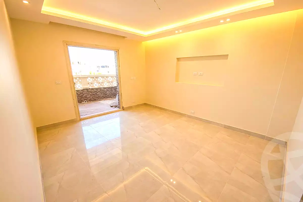 https://aqarmap.com.eg/ar/listing/7084835-for-sale-alexandria-sporting-el-geish-road