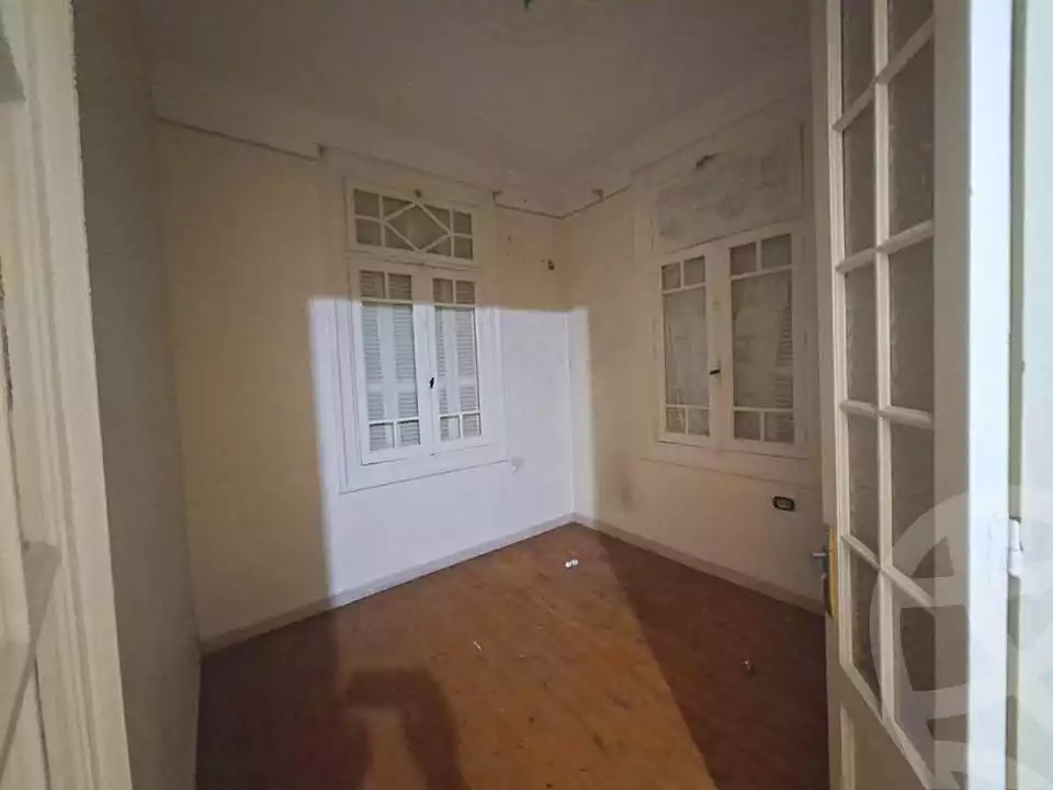 https://aqarmap.com.eg/en/listing/7084860-for-rent-alexandria-cleopatra-port-said-street
