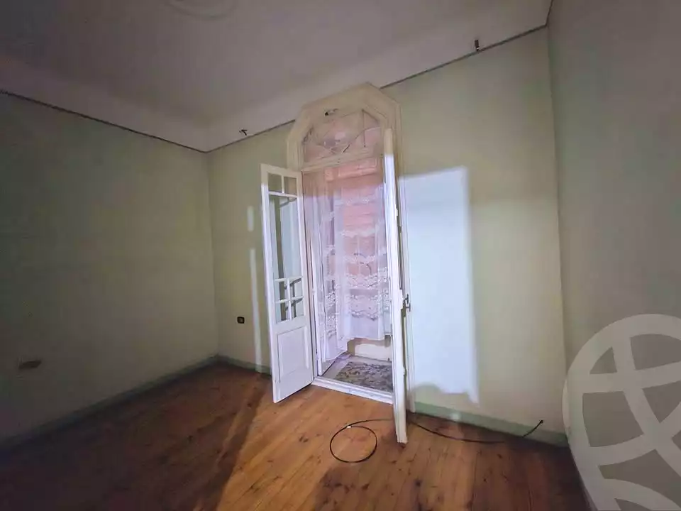 https://aqarmap.com.eg/en/listing/7084860-for-rent-alexandria-cleopatra-port-said-street