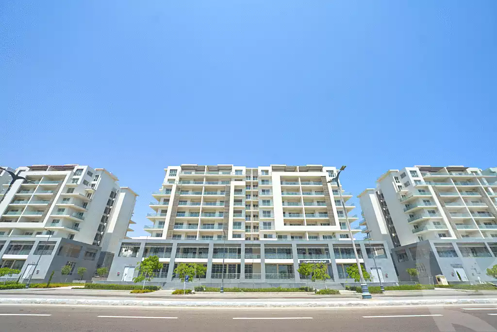https://aqarmap.com.eg/ar/listing/7084978-for-sale-north-coast-new-alamein-mntj-t-l-lmyn-ljdyd-kmbwnd-mzryn