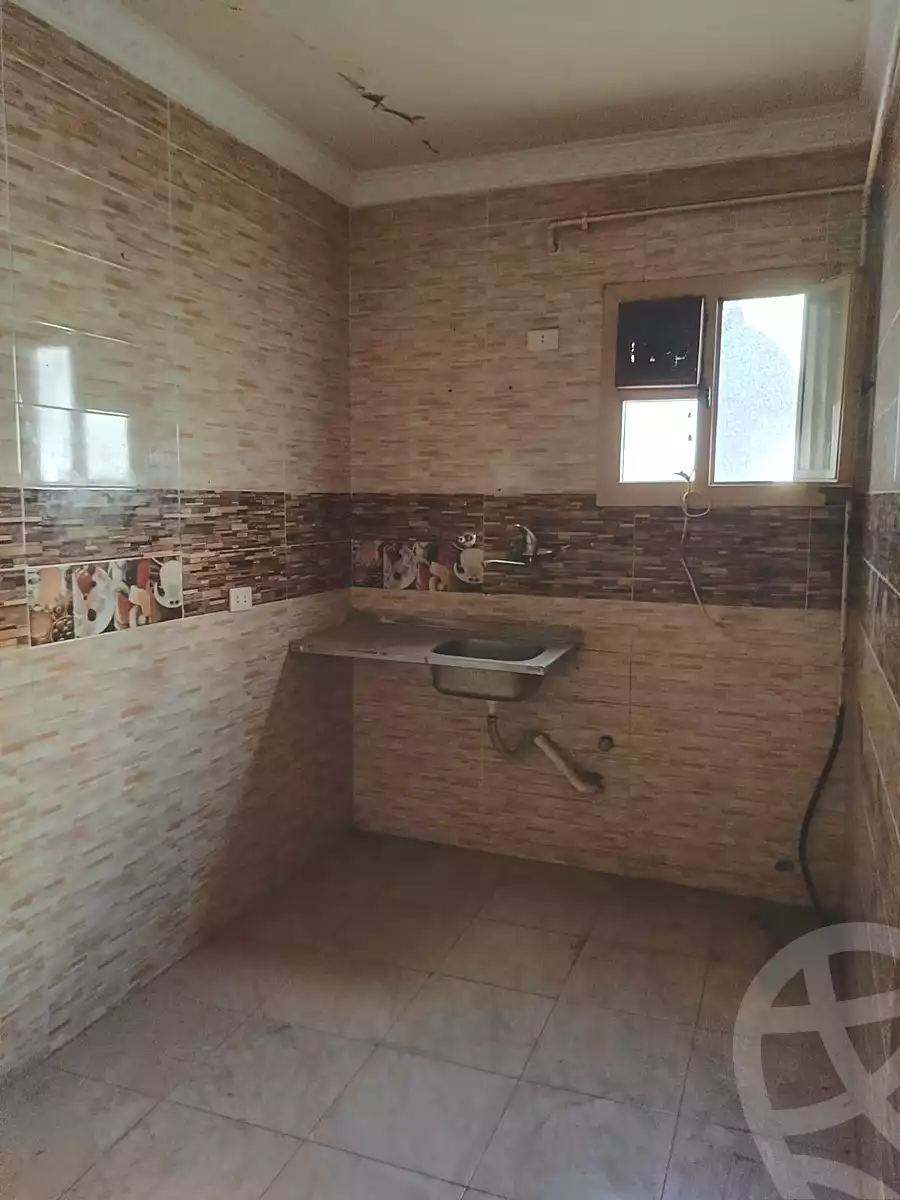 https://aqarmap.com.eg/ar/listing/7085311-for-sale-qalyubia-el-khsos-izbat-el-nakhl-el-sheikh-ebeid-st