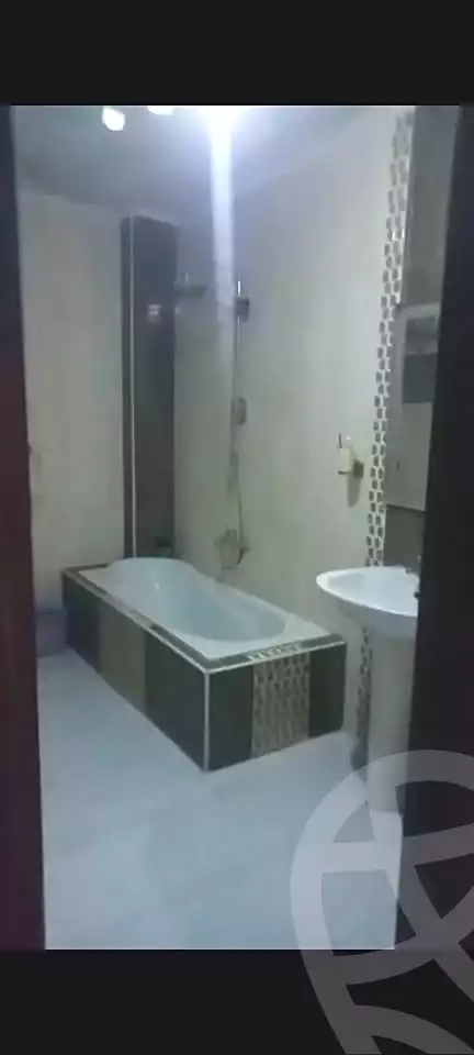 https://aqarmap.com.eg/en/listing/7085362-for-sale-cairo-ain-shams-jsr-lswys