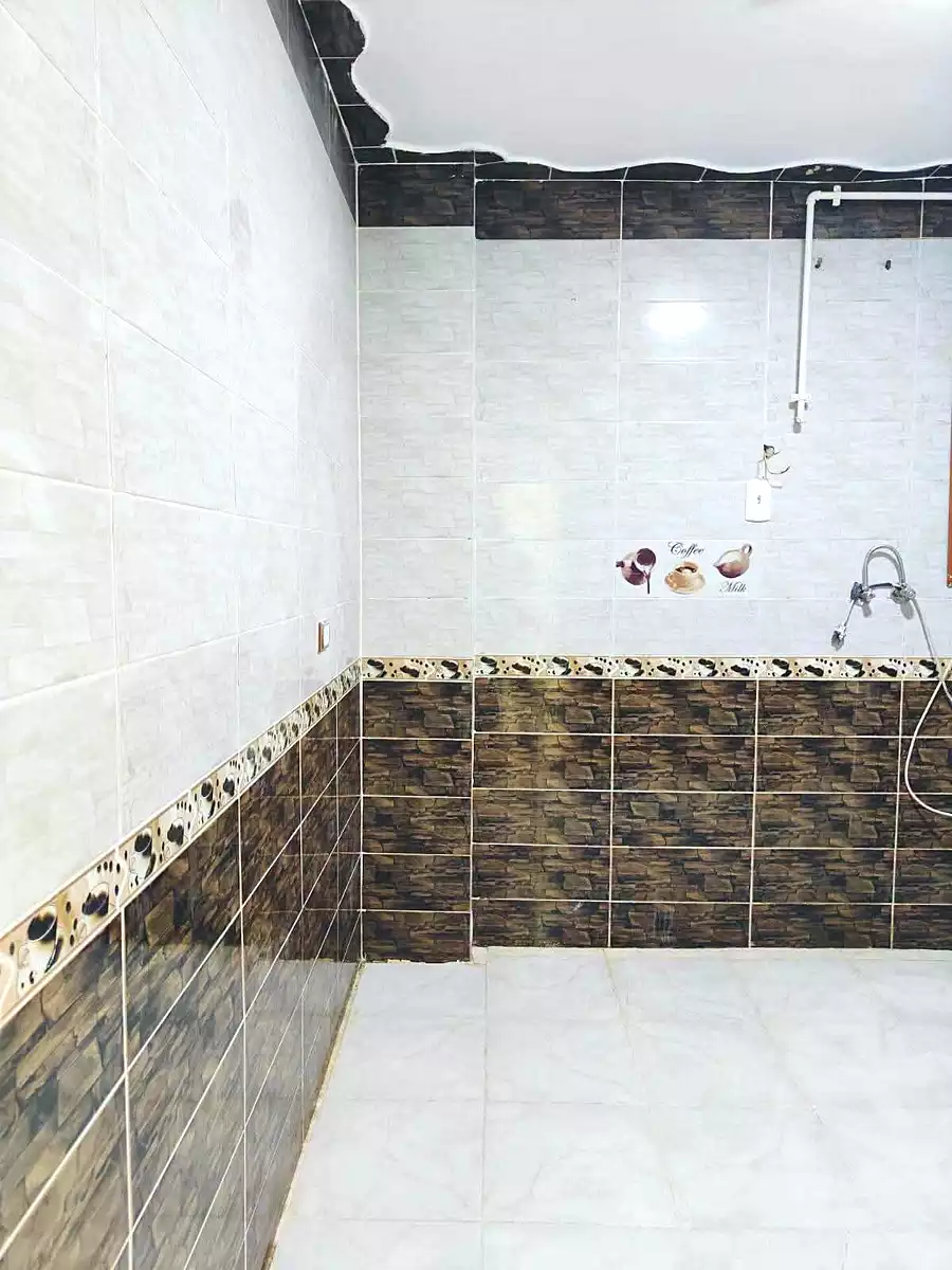 https://aqarmap.com.eg/en/listing/7085669-for-sale-alexandria-al-agamy-el-hanouvel-radwan-st
