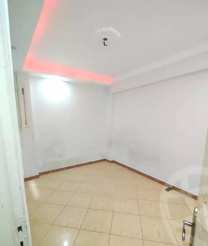 https://aqarmap.com.eg/ar/listing/7085740-for-sale-alexandria-lsywf-el-falki