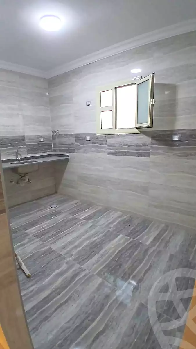 https://aqarmap.com.eg/ar/listing/7085901-for-sale-alexandria-al-agamy-lbytsh-bianchiii