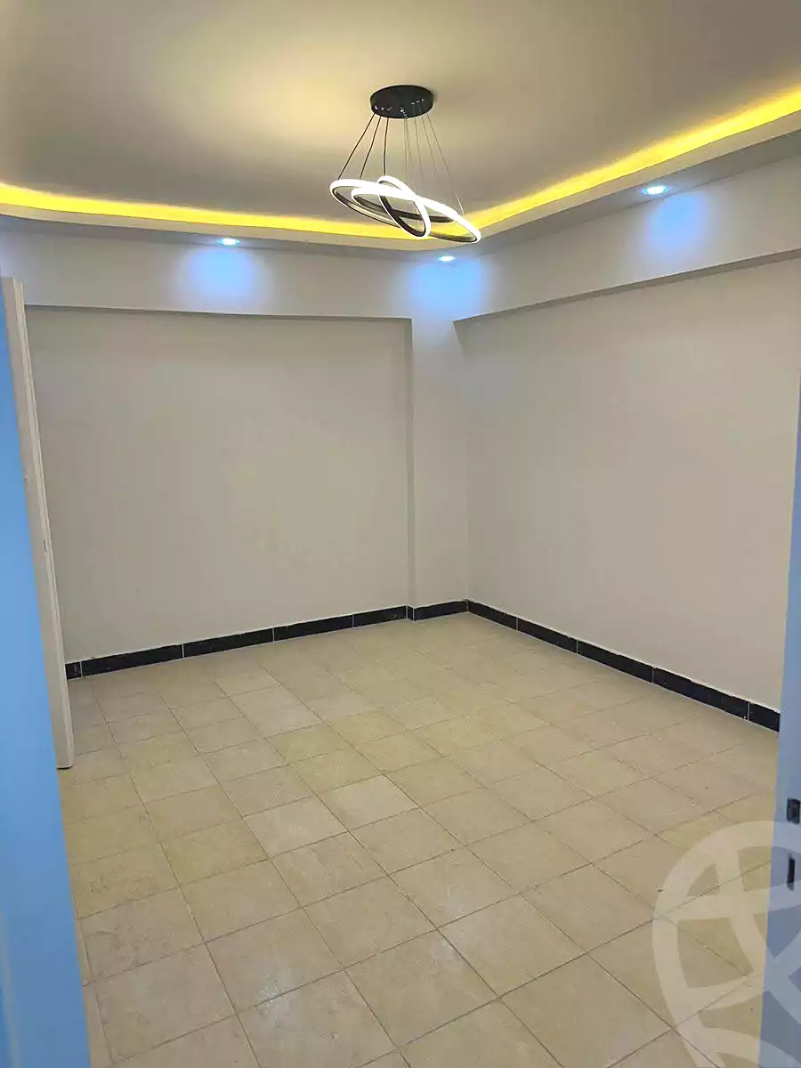 https://aqarmap.com.eg/ar/listing/7085918-for-sale-alexandria-al-agamy-el-hanouvel-radwan-st