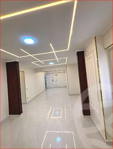 https://aqarmap.com.eg/ar/listing/7085929-for-sale-alexandria-sydy-bshr-sydy-bshr-bhry-shr-mhmwd-l-yswy