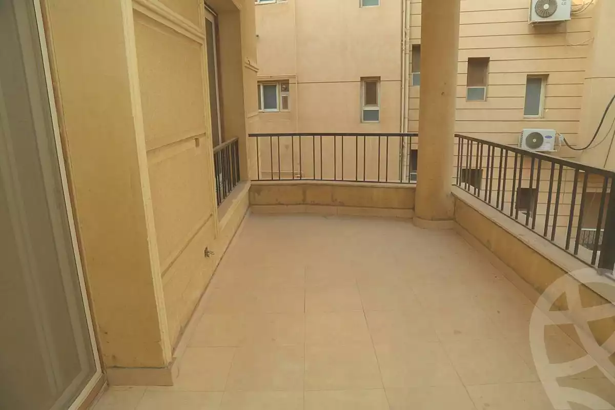 https://aqarmap.com.eg/ar/listing/7084345-for-sale-cairo-new-cairo-ganob-el-akadamiya-south-academy-b-taha-hussein-st