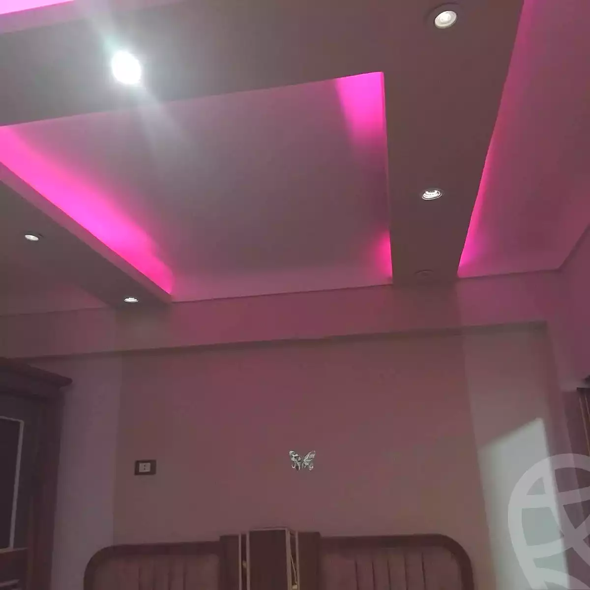 https://aqarmap.com.eg/en/listing/7086050-for-sale-alexandria-alhadara-new-el-hadra-al-sadat-st
