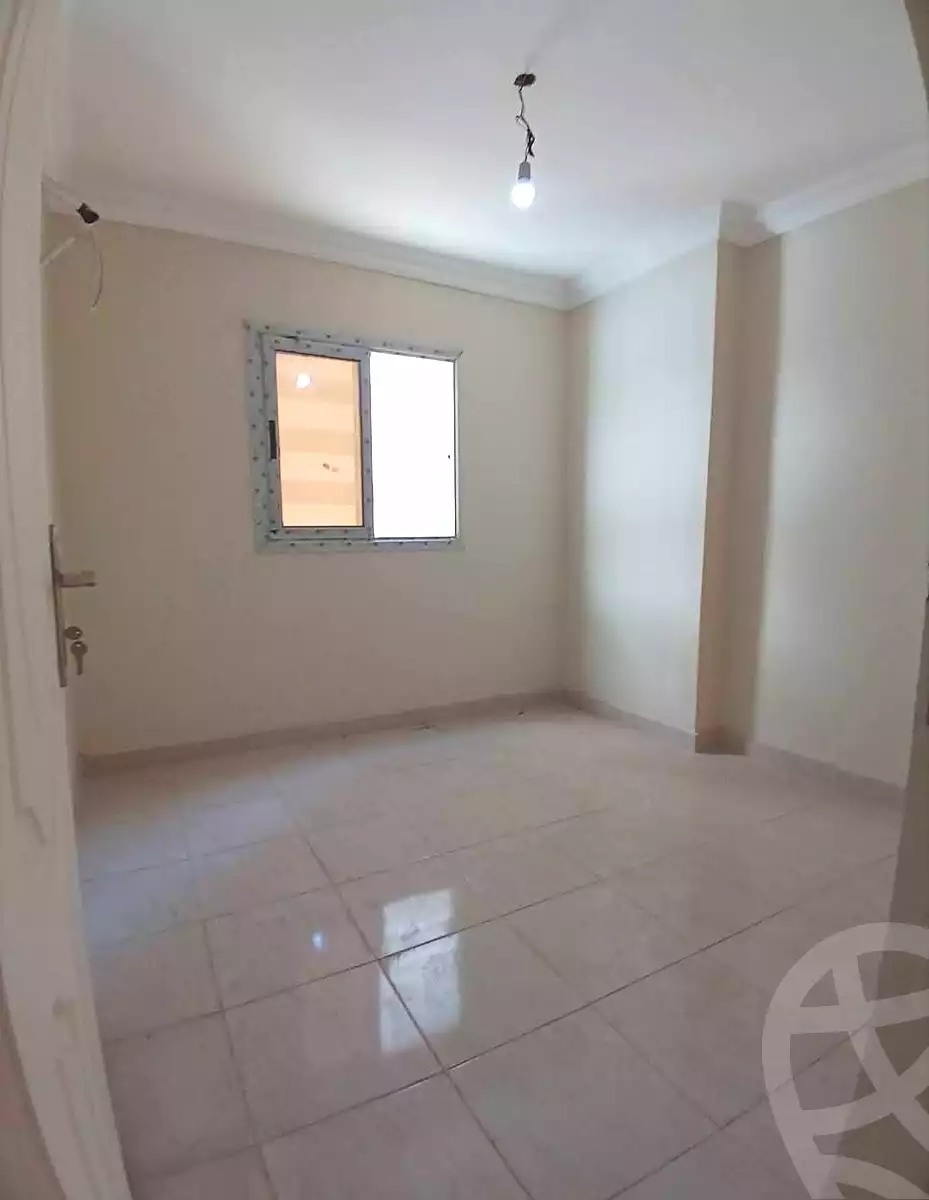 https://aqarmap.com.eg/ar/listing/7086123-for-sale-alexandria-lsywf-city-light-compound