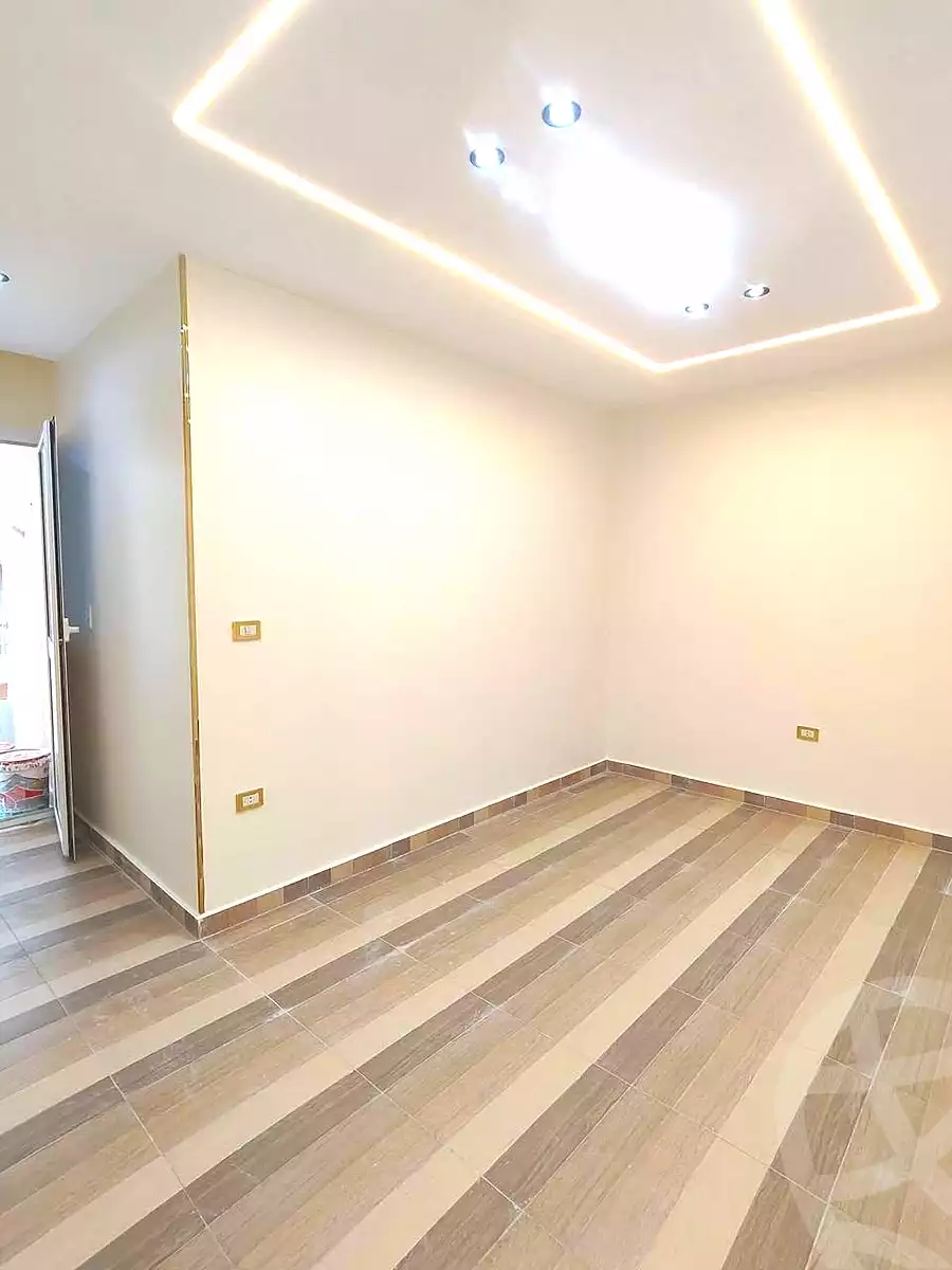https://aqarmap.com.eg/ar/listing/7086173-for-sale-alexandria-miami-khld-bn-lwlyd