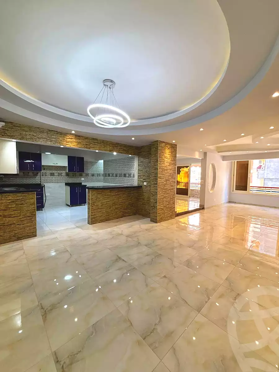 https://aqarmap.com.eg/ar/listing/7086188-for-sale-alexandria-miami-el-sebaey-st