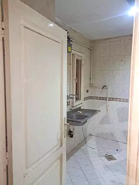 https://aqarmap.com.eg/ar/listing/7086219-for-sale-cairo-helwan-helwan-el-sharkeya-khesro-basha-st