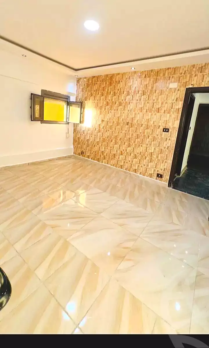 https://aqarmap.com.eg/en/listing/7086351-for-sale-alexandria-miami