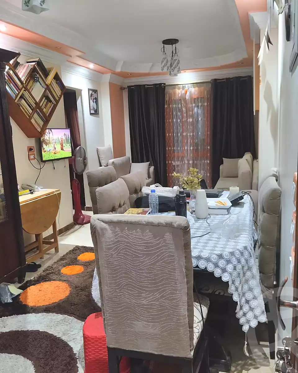 https://aqarmap.com.eg/ar/listing/7086425-for-sale-cairo-helwan-hadayek-helwan-nile-corniche-st