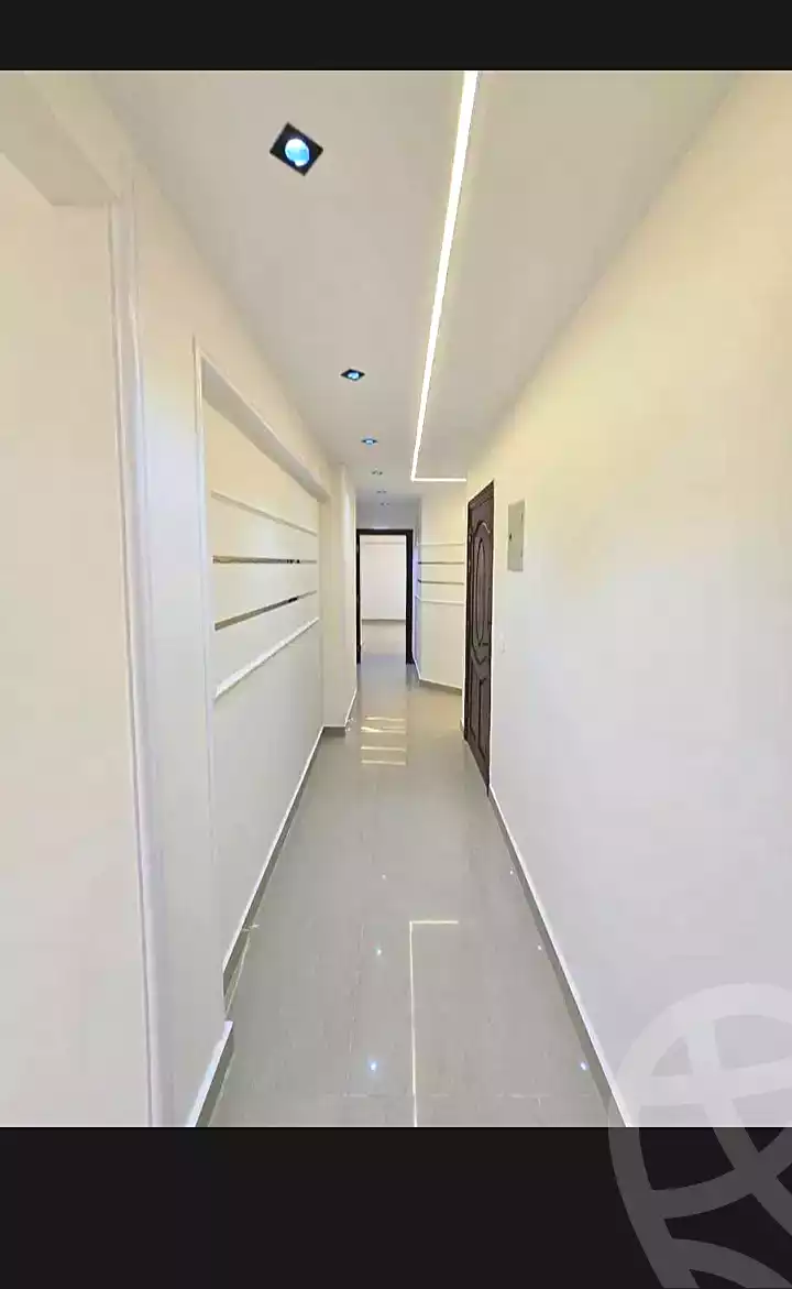 https://aqarmap.com.eg/ar/listing/7086643-for-sale-alexandria-miami-mahmoud-el-isawy-st