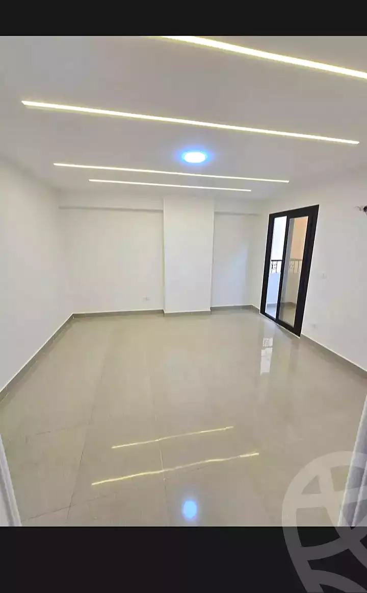 https://aqarmap.com.eg/ar/listing/7086643-for-sale-alexandria-miami-mahmoud-el-isawy-st