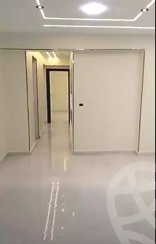 https://aqarmap.com.eg/ar/listing/7086821-for-sale-alexandria-miami-mahmoud-el-isawy-st