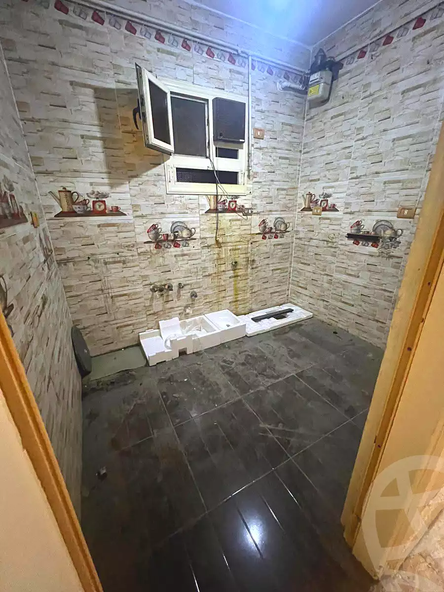 https://aqarmap.com.eg/ar/listing/7086854-for-sale-cairo-helwan-mahmoud-khater-st