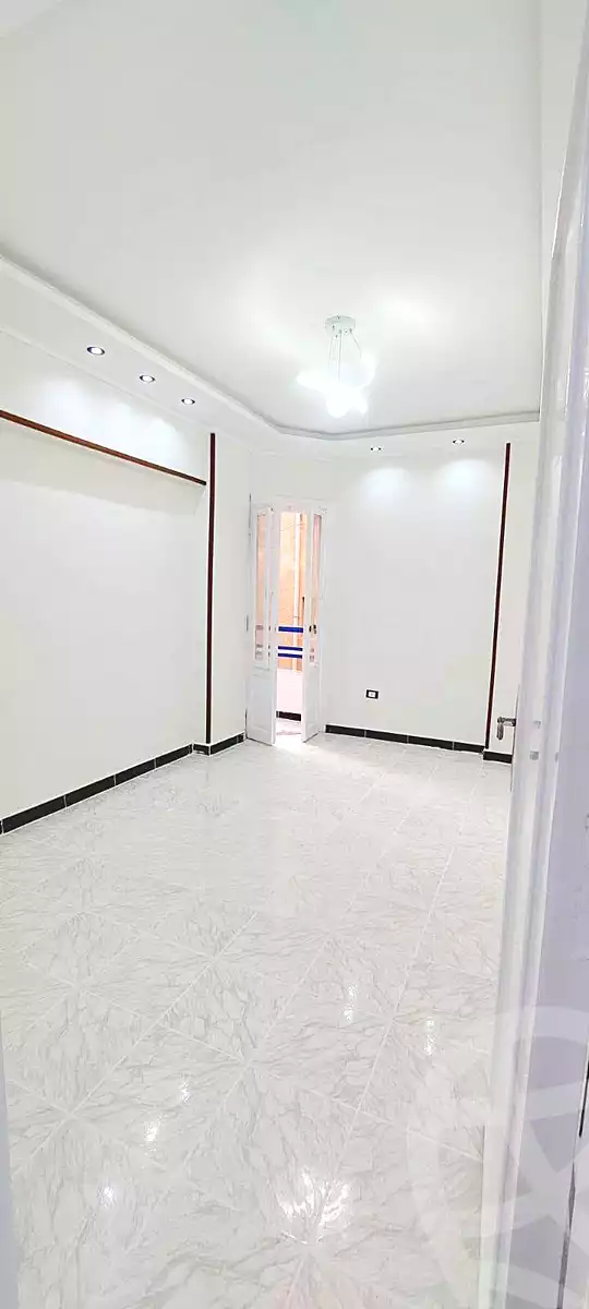 https://aqarmap.com.eg/ar/listing/7086974-for-sale-alexandria-al-agamy-shataa-el-nakheel