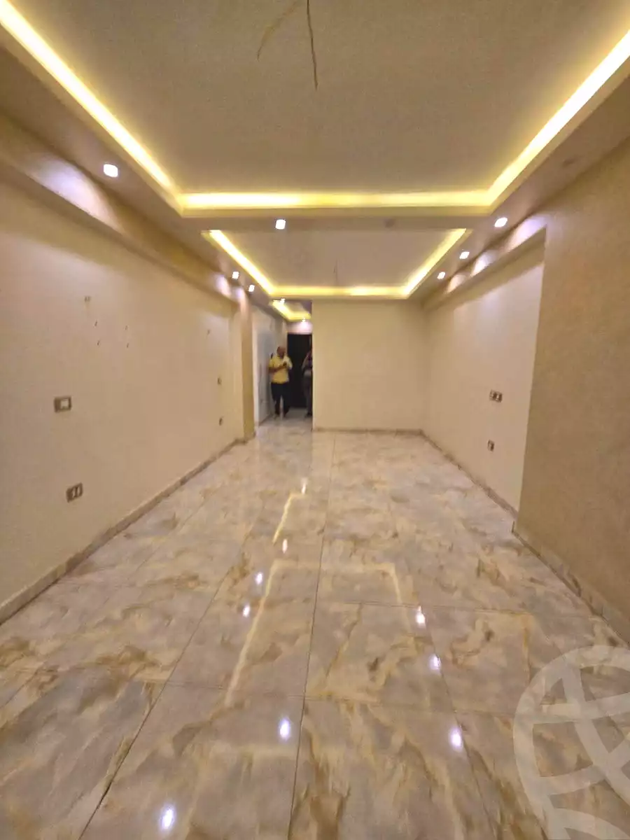 https://aqarmap.com.eg/ar/listing/7087310-for-sale-cairo-el-haram-el-maryotya-nazlet-el-seesy-st