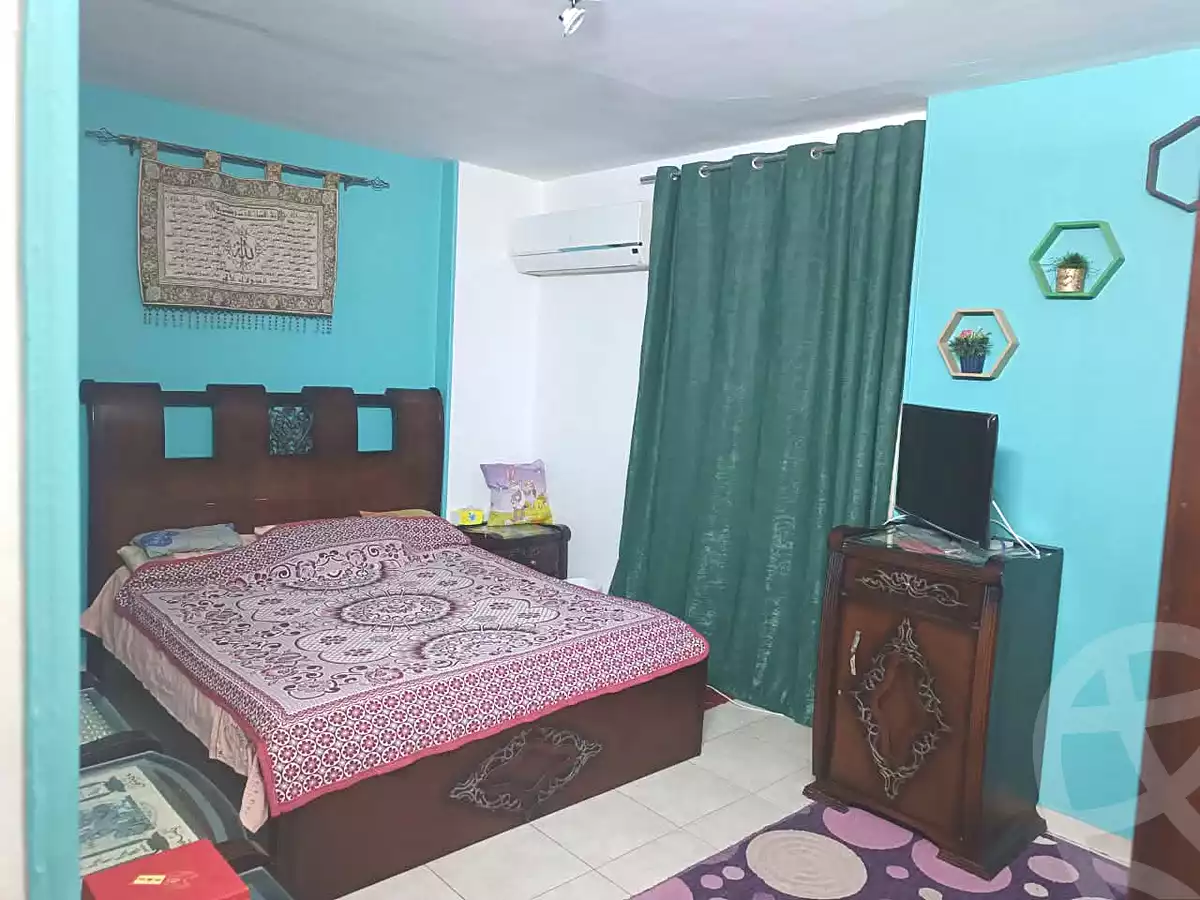 https://aqarmap.com.eg/ar/listing/7087435-for-sale-cairo-helwan-mahmoud-zaki-st