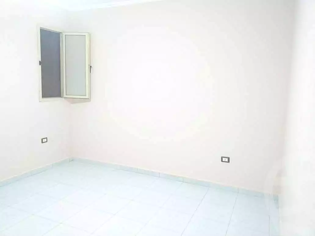 https://aqarmap.com.eg/en/listing/7087497-for-sale-cairo-el-haram-el-maryotya-queen-farida-st