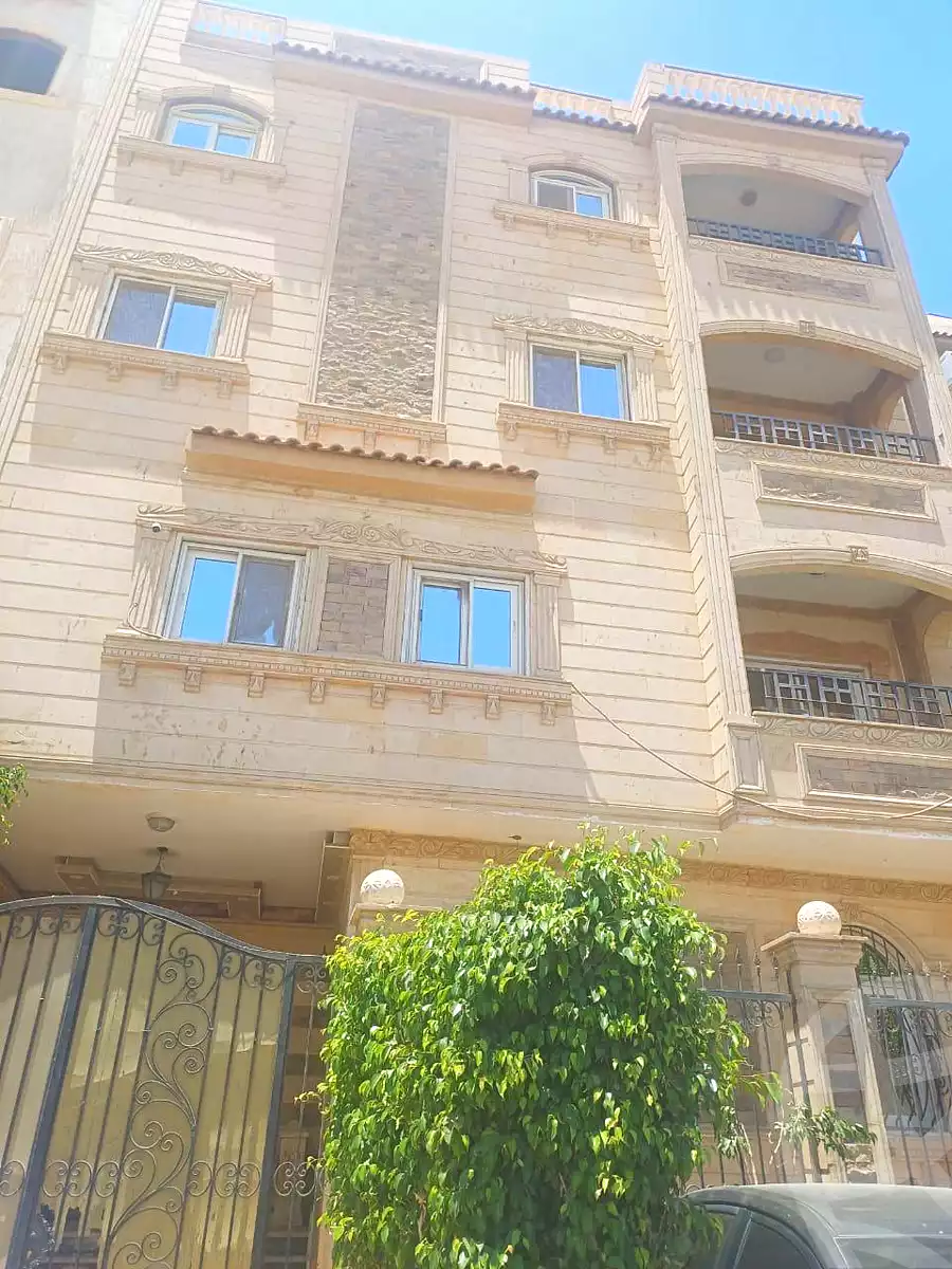 https://aqarmap.com.eg/ar/listing/7087793-for-sale-cairo-new-cairo-south-investors-gamal-abdel-nasser-st