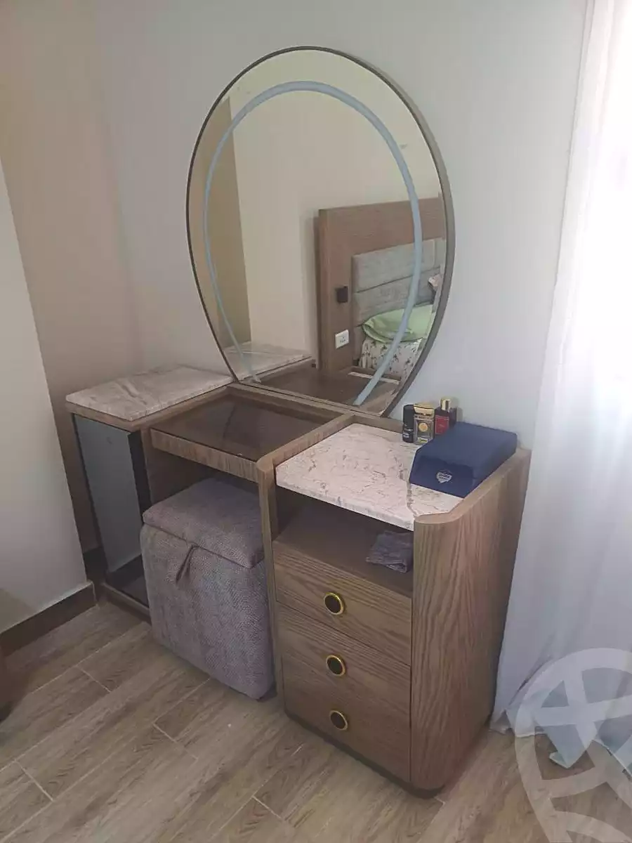 https://aqarmap.com.eg/ar/listing/7087793-for-sale-cairo-new-cairo-south-investors-gamal-abdel-nasser-st