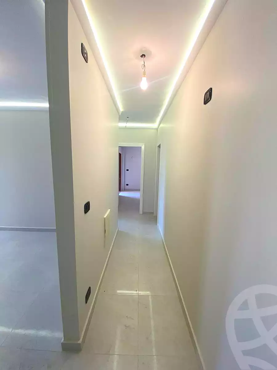 https://aqarmap.com.eg/ar/listing/7087825-for-rent-cairo-new-cairo-lrhb-city-phase-5-ibn-al-nafees-st