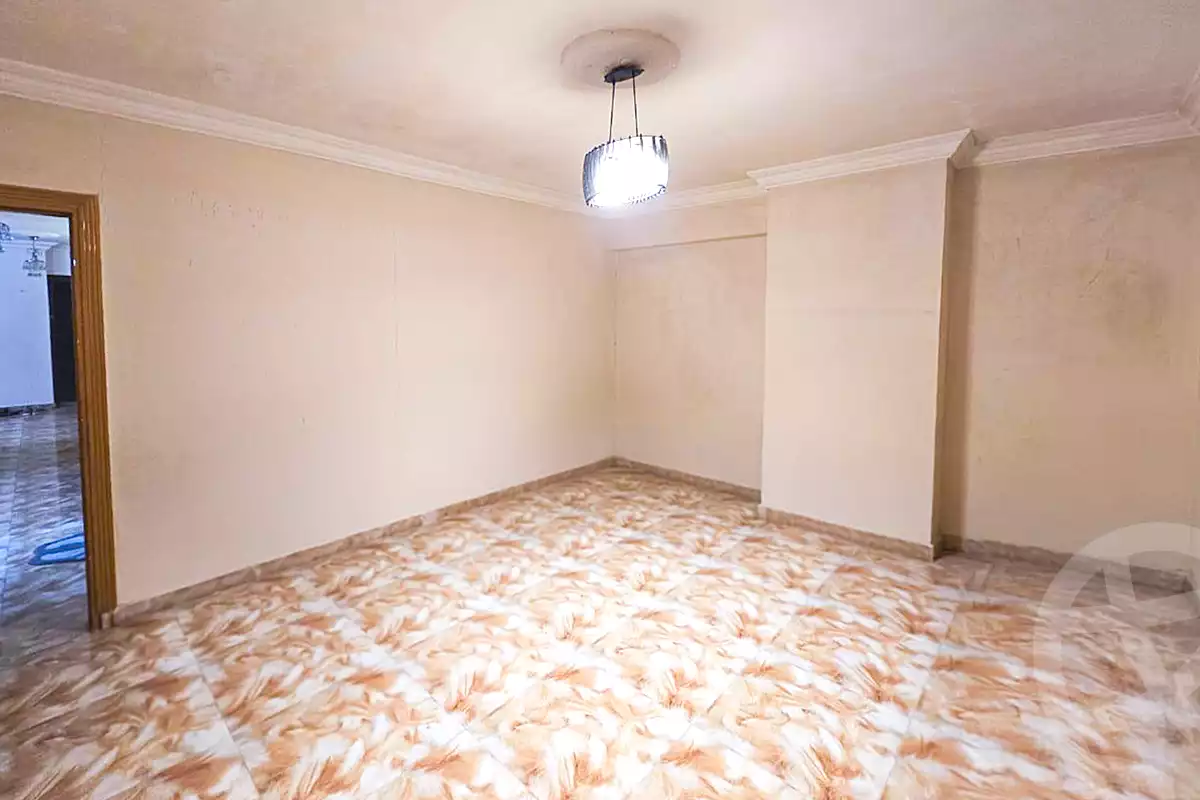 https://aqarmap.com.eg/en/listing/7088362-for-sale-alexandria-el-montazah-el-geesh