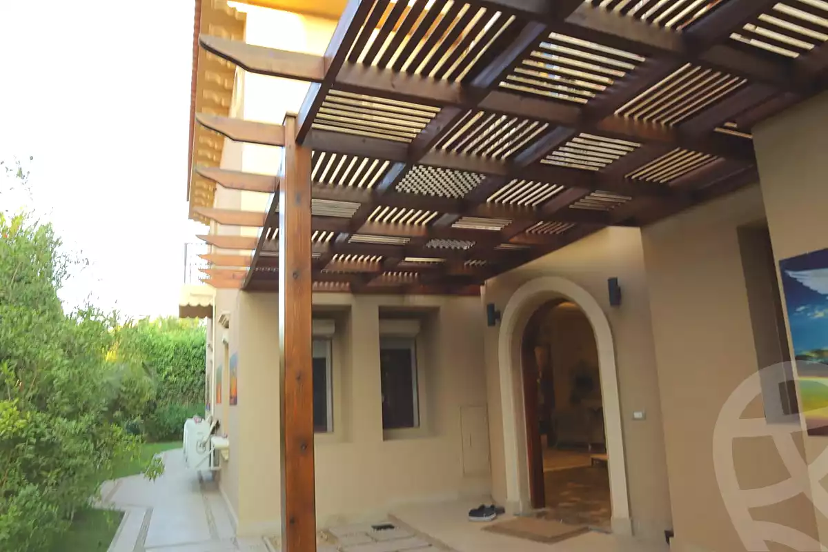 https://aqarmap.com.eg/en/listing/7088351-for-rent-cairo-new-cairo-compounds-hyde-park-centre-ville-hyde-park