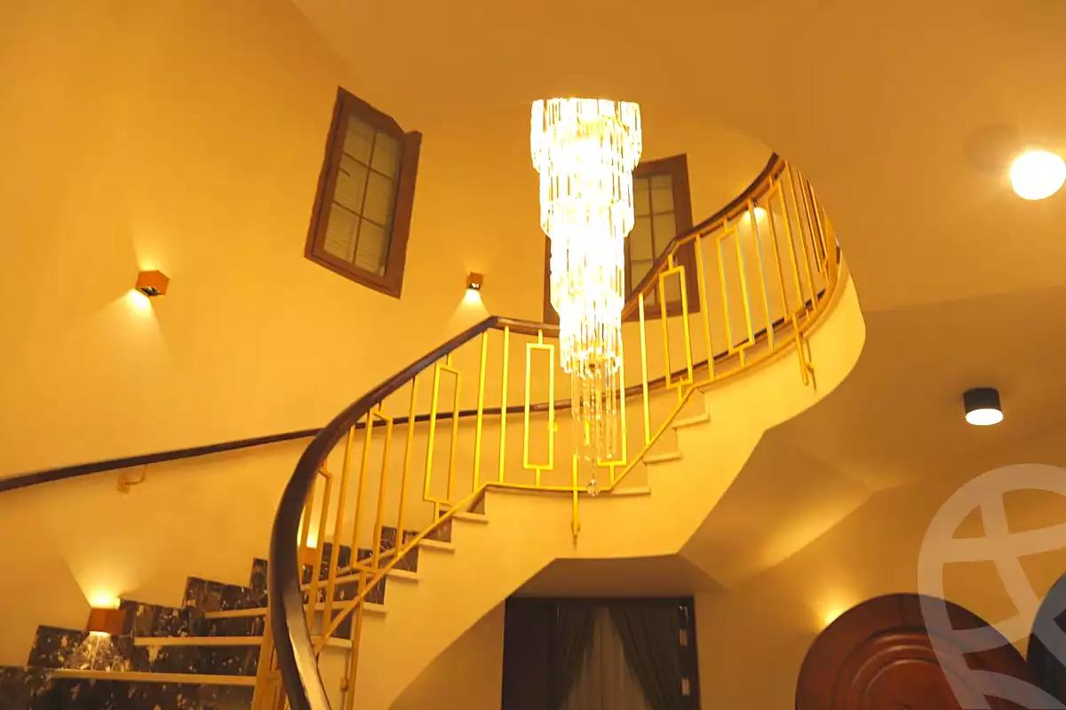 https://aqarmap.com.eg/en/listing/7088351-for-rent-cairo-new-cairo-compounds-hyde-park-centre-ville-hyde-park