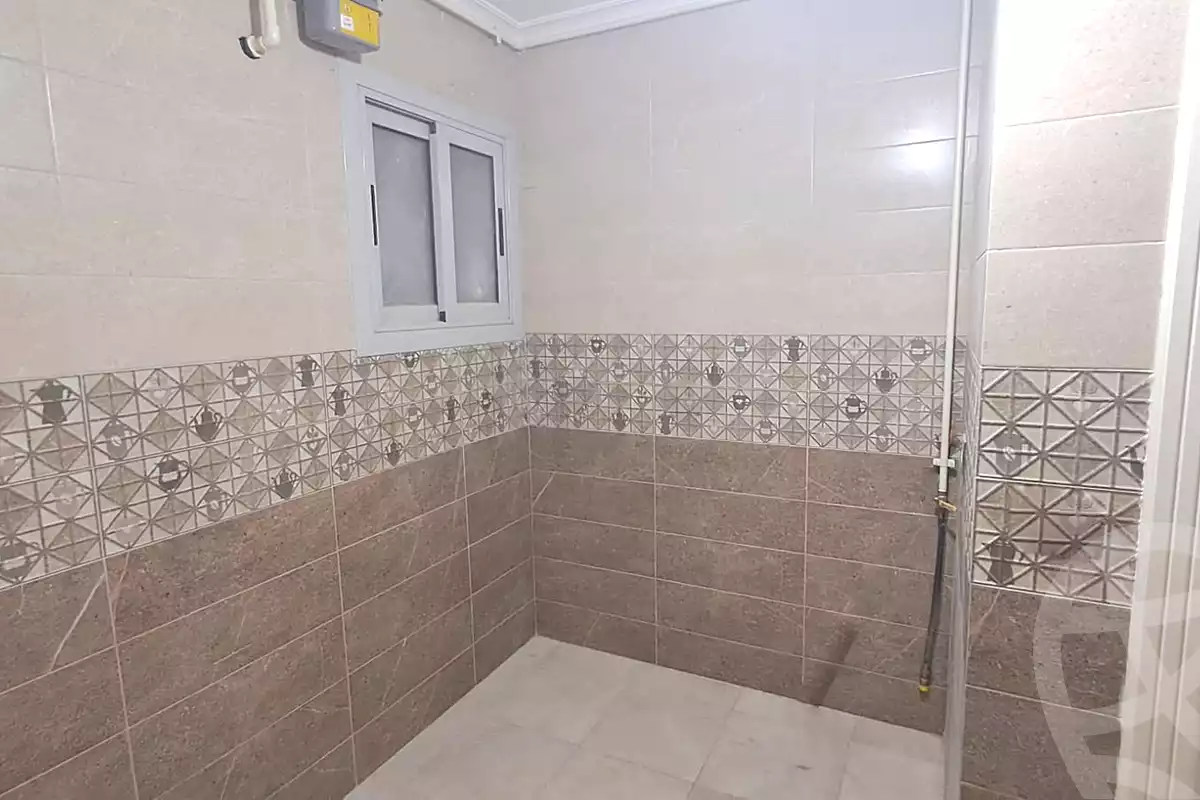https://aqarmap.com.eg/en/listing/7088475-for-rent-alexandria-smouha-street-38
