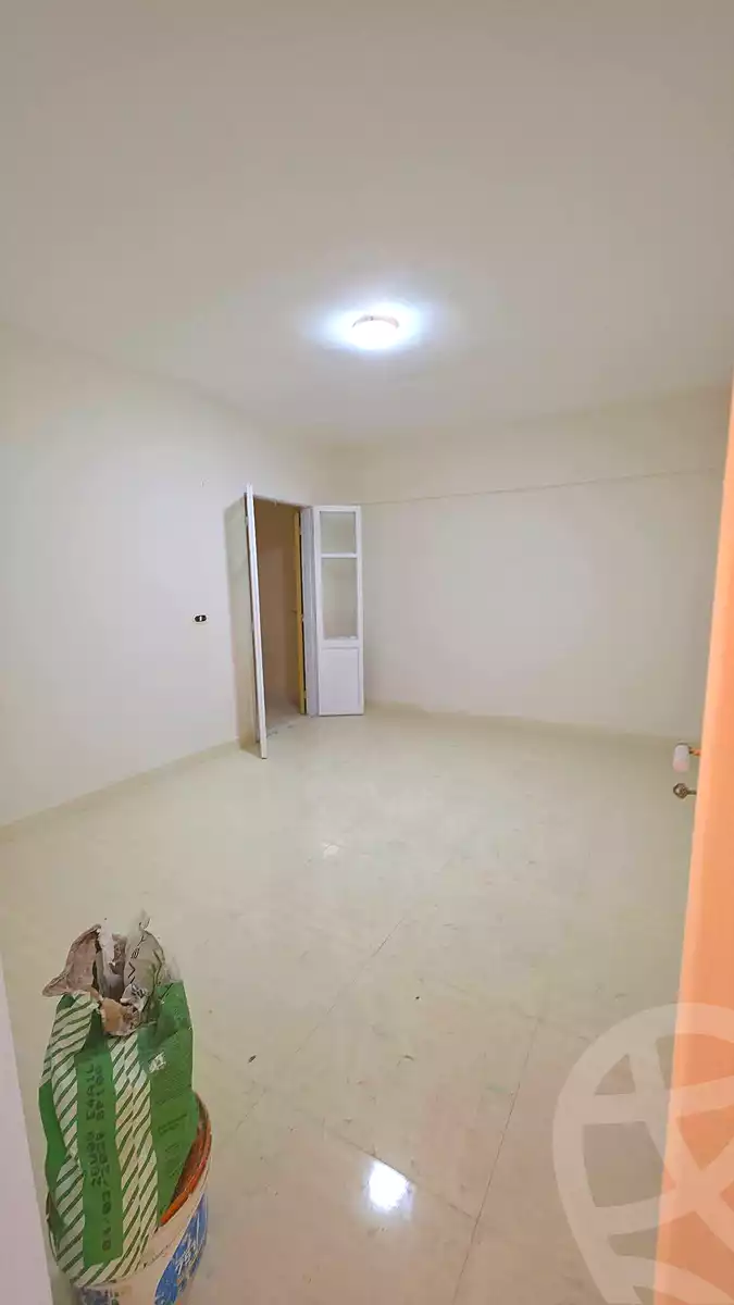 https://aqarmap.com.eg/en/listing/7088526-for-sale-alexandria-el-asafra-shr-jml-bd-lnsr