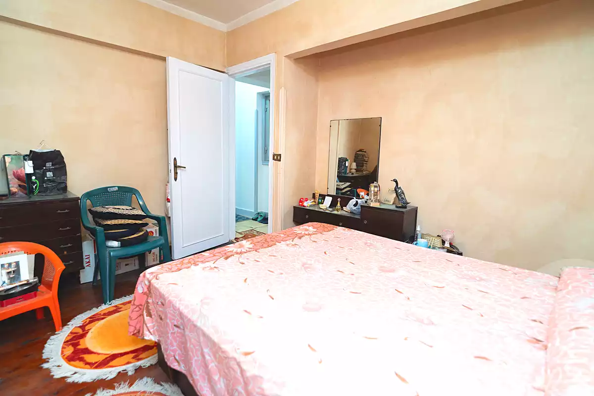 https://aqarmap.com.eg/en/listing/7088711-for-sale-alexandria-cleopatra-tiba-st