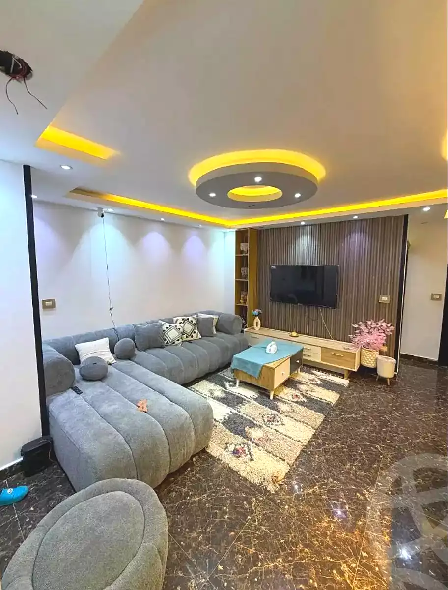 https://aqarmap.com.eg/ar/listing/7088729-for-sale-alexandria-al-agamy-lbytsh-bianchiii