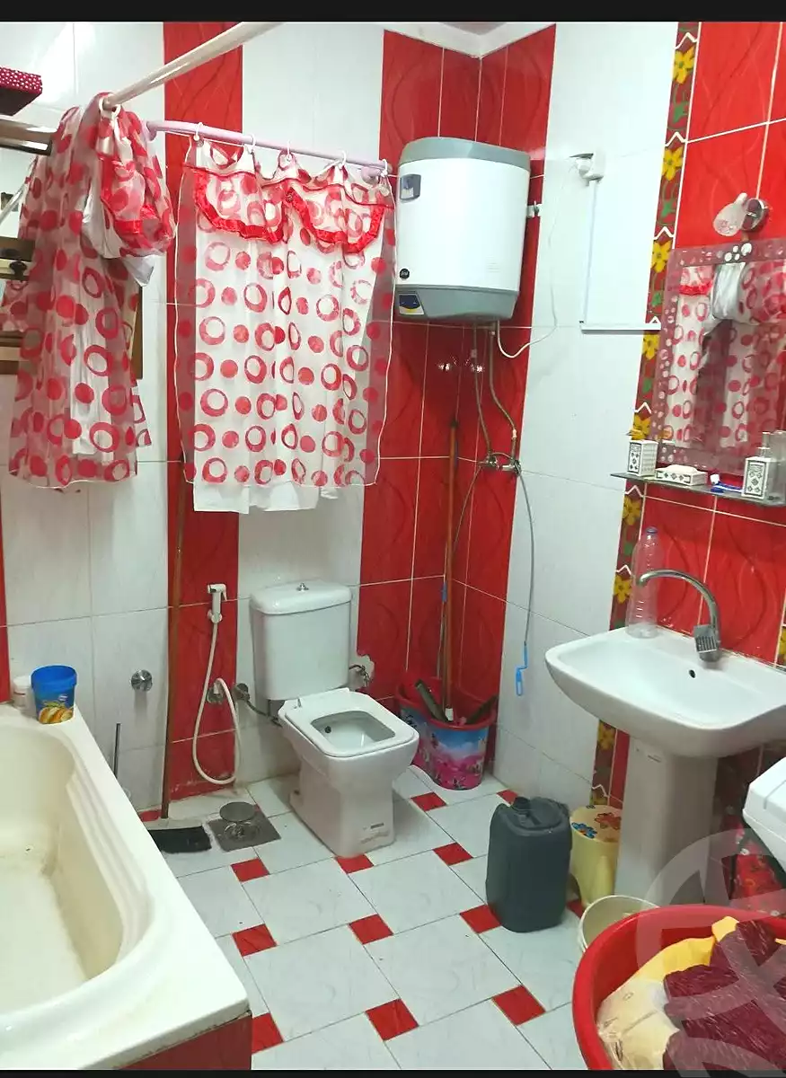 https://aqarmap.com.eg/en/listing/7089431-for-sale-cairo-nozha-2-el-khamseen-st