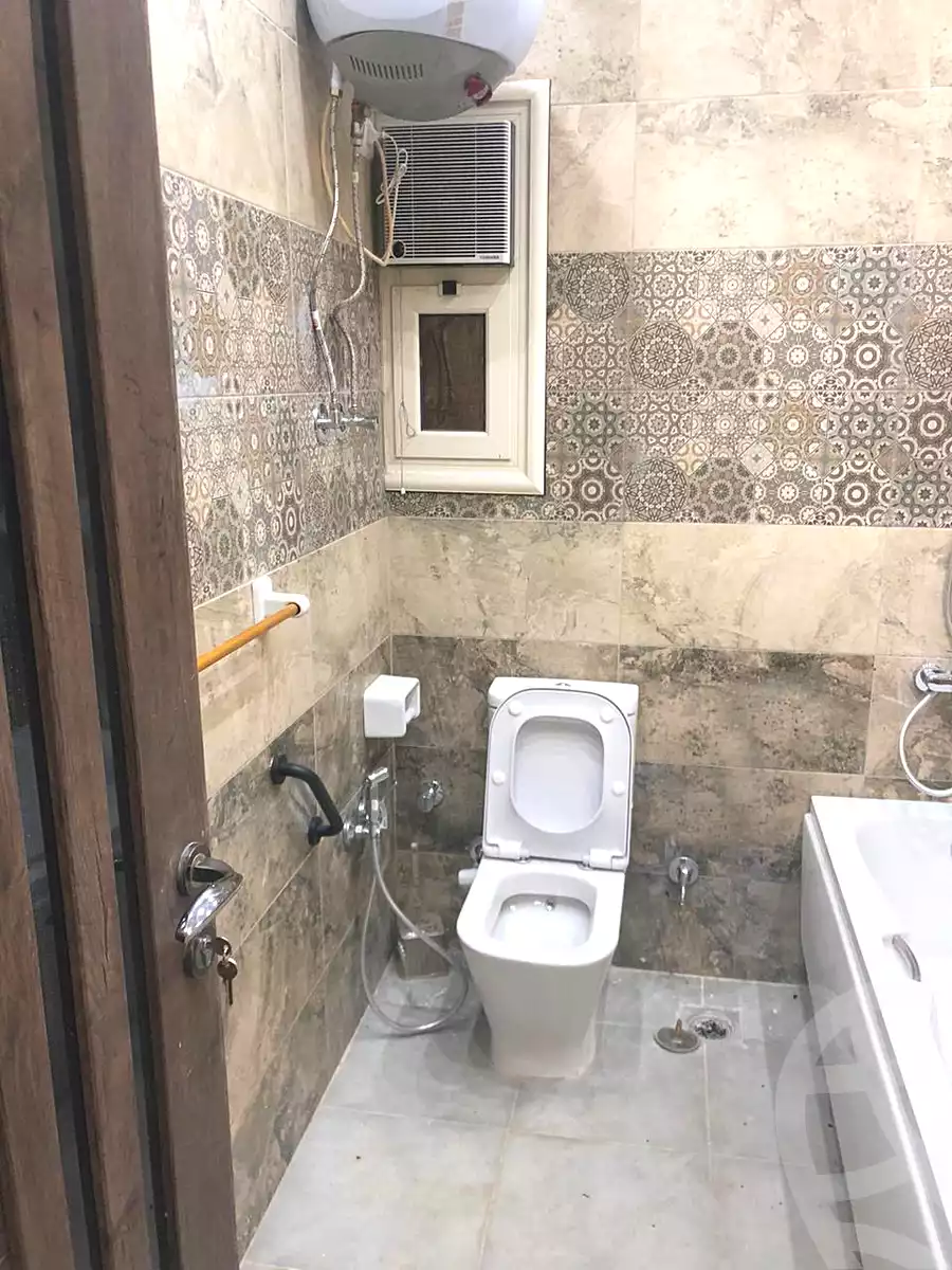 https://aqarmap.com.eg/ar/listing/7089463-for-rent-cairo-new-cairo-hy-skn-ljm-lmryky