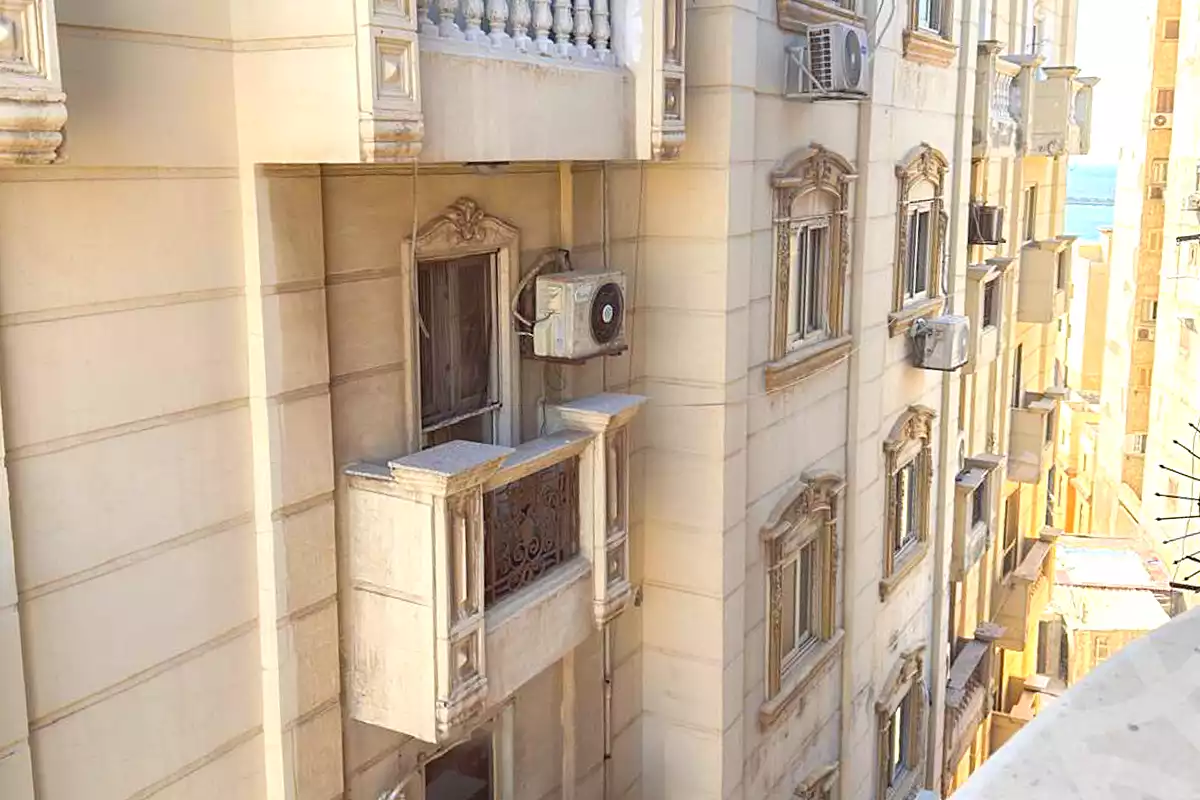 https://aqarmap.com.eg/en/listing/7089703-for-sale-alexandria-l-zryt-champollion-st