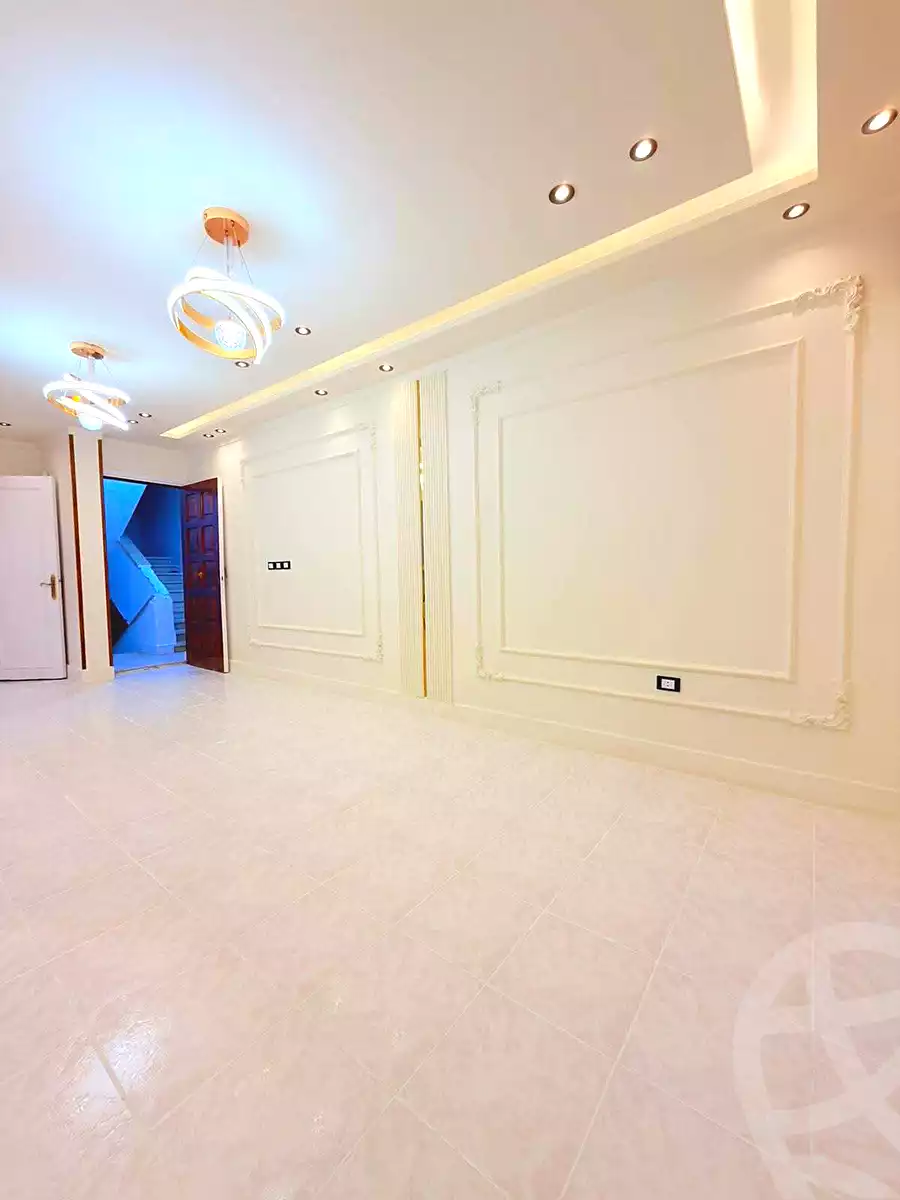 https://aqarmap.com.eg/ar/listing/7089747-for-sale-alexandria-al-agamy-shataa-el-nakheel