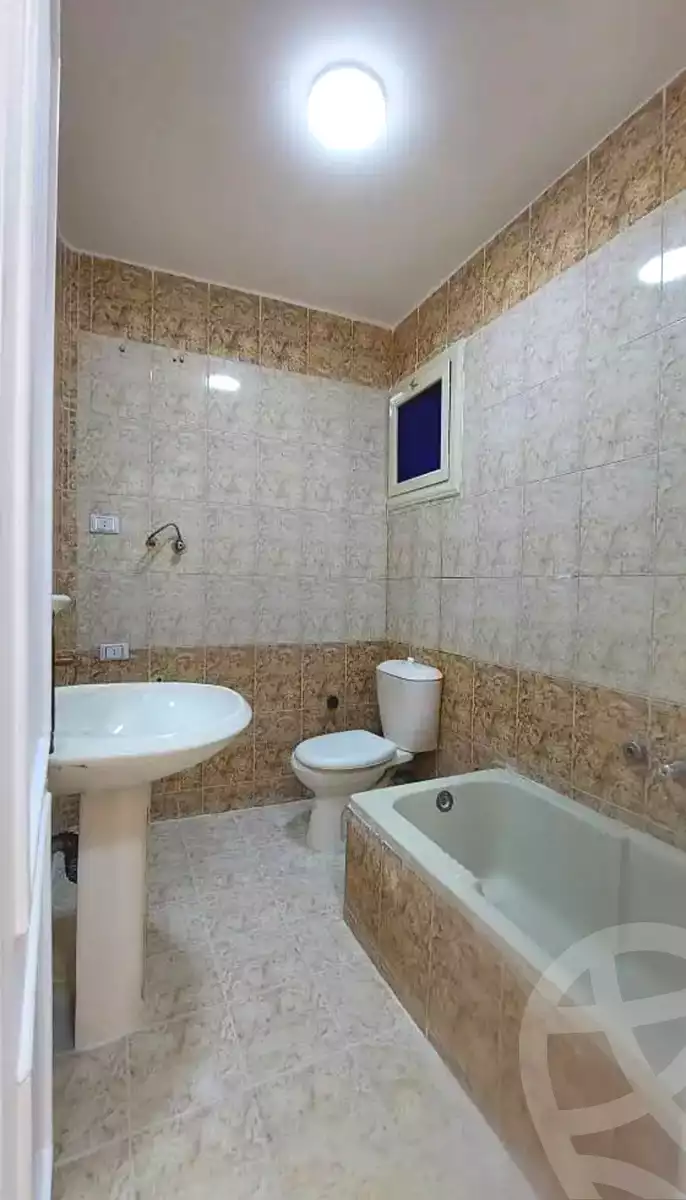 https://aqarmap.com.eg/en/listing/7089772-for-sale-alexandria-al-agamy