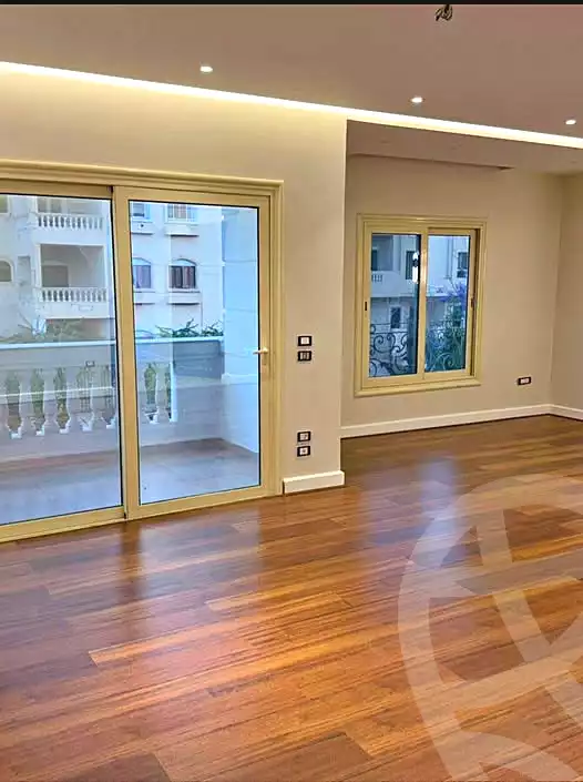 https://aqarmap.com.eg/en/listing/7089818-for-sale-cairo-el-haram-madkor