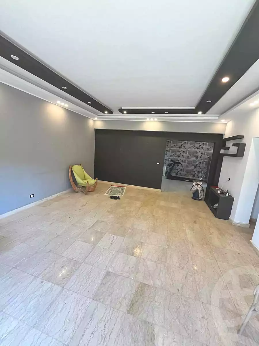 https://aqarmap.com.eg/en/listing/7089806-for-rent-cairo-new-cairo-lrhb-city-mtdd-lrhb-phase-9