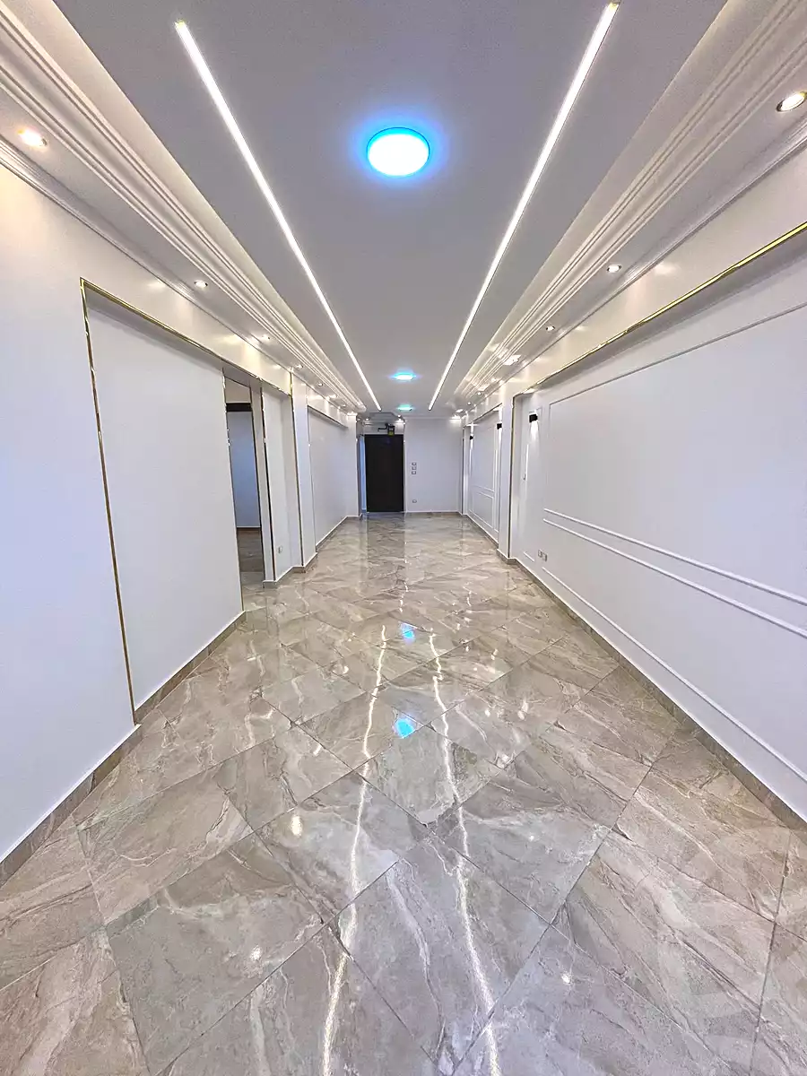 https://aqarmap.com.eg/ar/listing/7089883-for-sale-alexandria-sydy-bshr-sydy-bshr-bhry-mohamed-el-srafi-st.