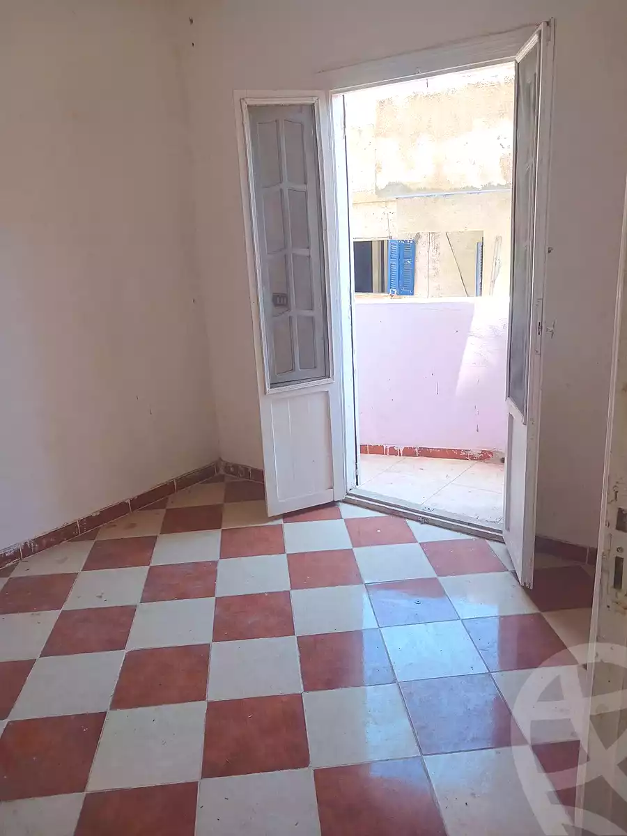 https://aqarmap.com.eg/ar/listing/7089921-for-sale-alexandria-al-agamy-el-hanouvel