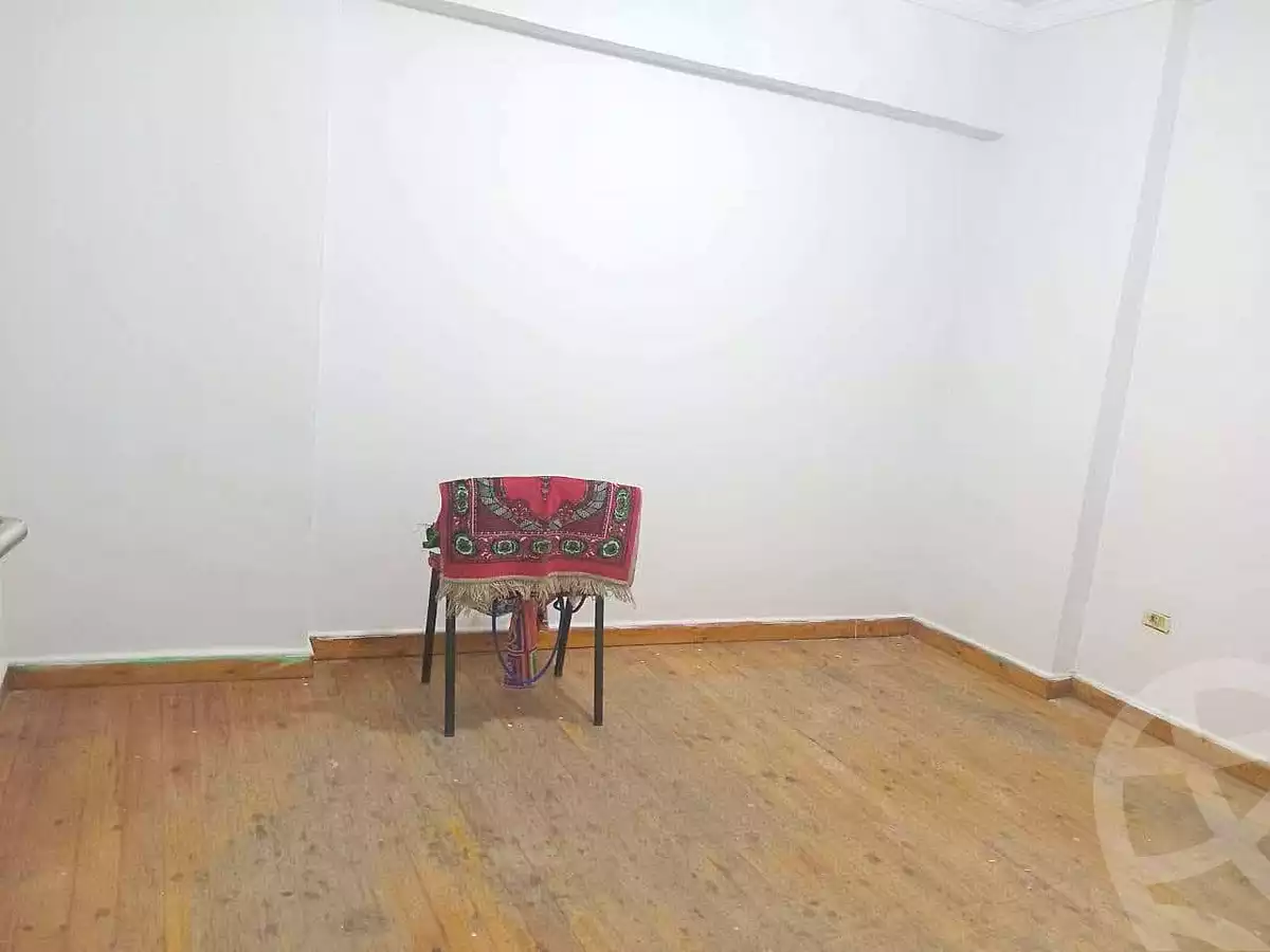 https://aqarmap.com.eg/en/listing/7090097-for-rent-alexandria-el-asafra-shr-mlk-hfny