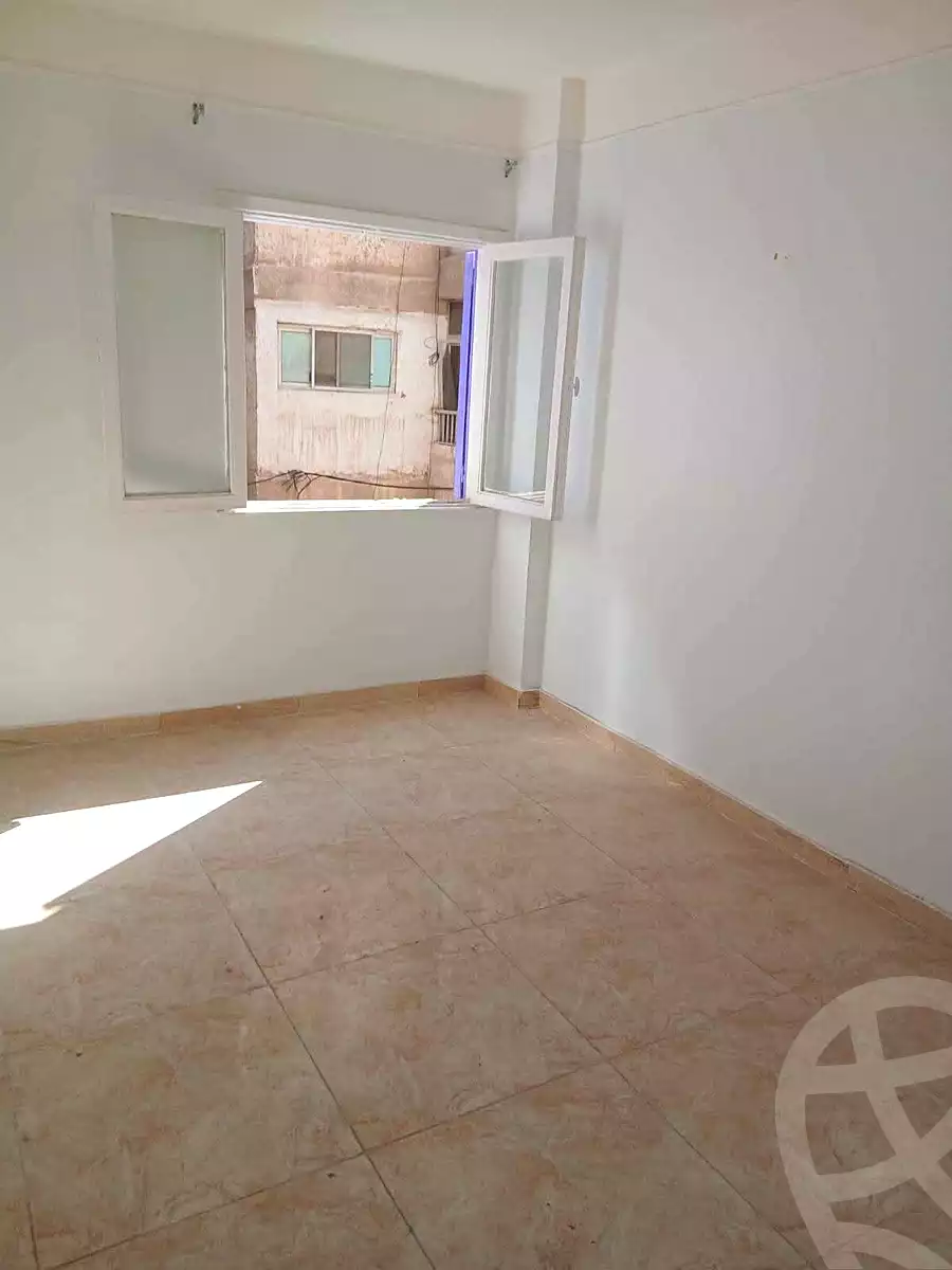 https://aqarmap.com.eg/ar/listing/7090127-for-sale-alexandria-al-agamy-lbytsh-al-andalous-wa-al-hgaz-st