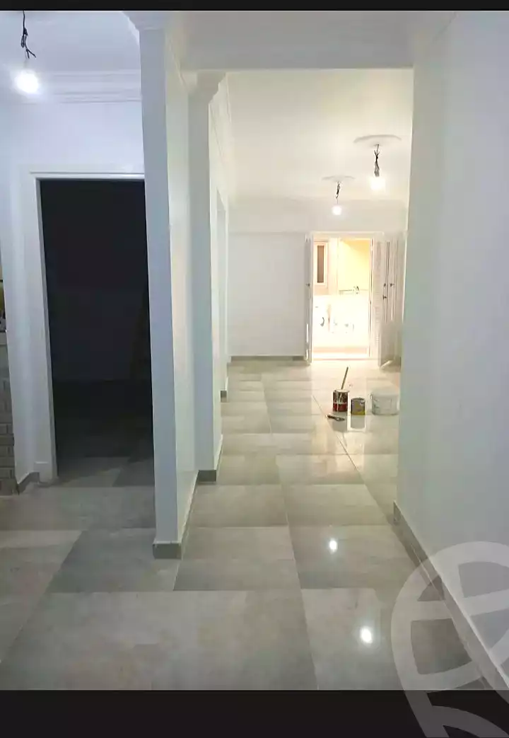 https://aqarmap.com.eg/ar/listing/7090357-for-sale-alexandria-al-agamy-bw-ywsf-hosni-mubarak-st