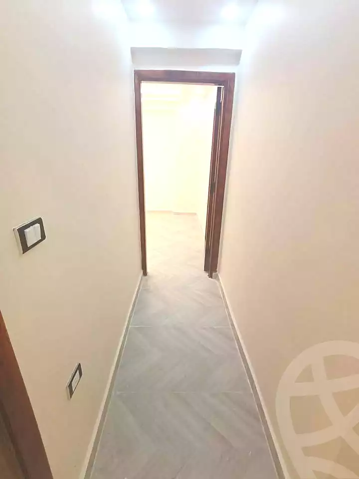 https://aqarmap.com.eg/ar/listing/7090508-for-sale-alexandria-al-agamy-el-hanouvel